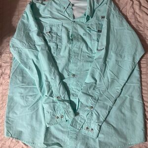 Columbia Men's Light Blue Casual Button Down Shirt